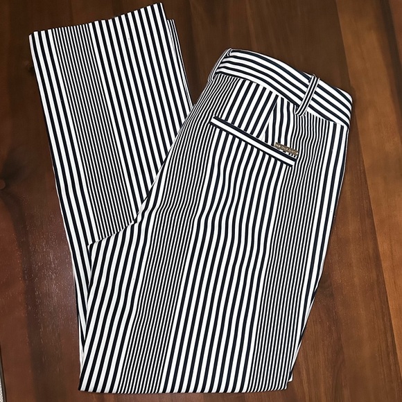MICHAEL KORS STRIPED CAPRI PANT - Picture 6 of 11